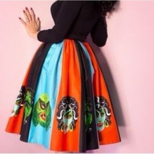 NWT SIZE L vixen by Micheline Pitt x Ben Cooper masks skirt